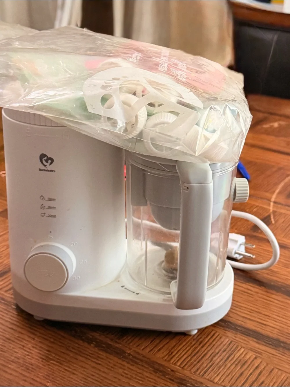 White Baby Food Steam & Blend Maker